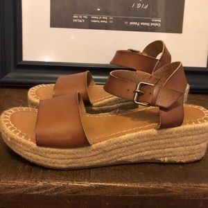 universal thread espadrilles 9.5 gently used
